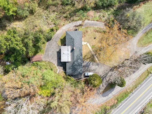 $989,000 | 404 Van Hook Drive, Ashland City, TN 37015