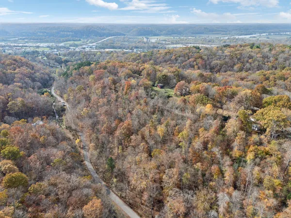 $989,000 | 404 Van Hook Drive, Ashland City, TN 37015