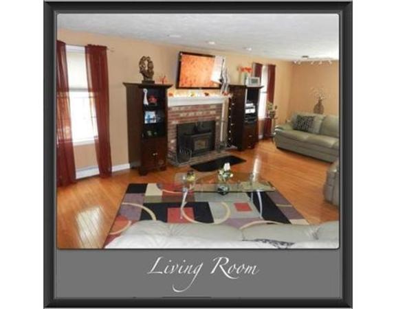 536 High Street Rochester, MA 02770 - Photo 7 of 15 a view of a living room with furniture