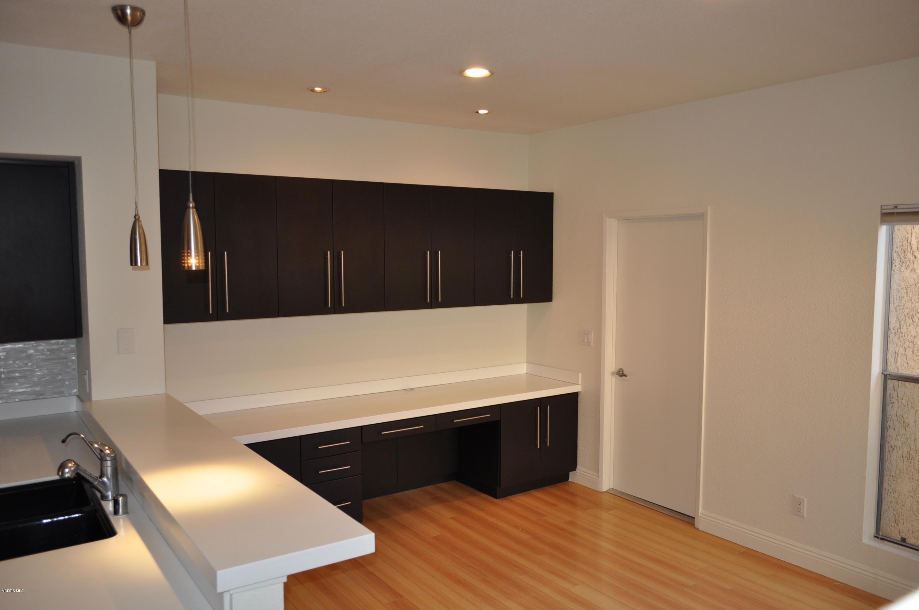 4852 Penrose Avenue Moorpark, CA 93021 - Photo 4 of 20 a view of entryway