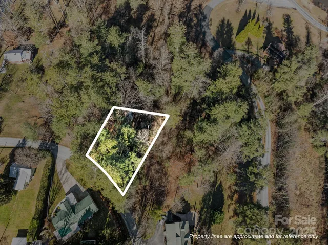 view of a yard with a bench