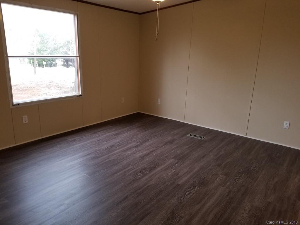 744 Long Shoals Road Lincolnton, NC 28092 - Photo 13 of 17 Gallery Image 13