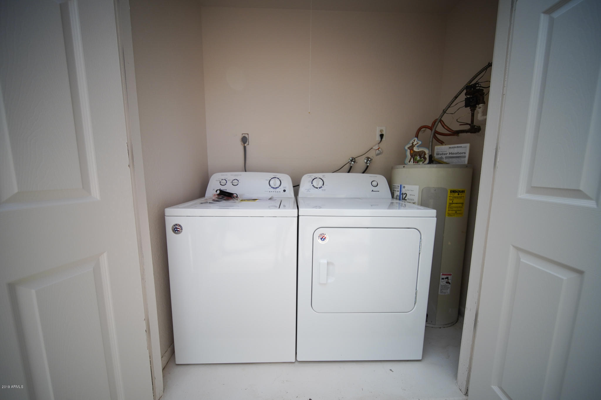 633 North May, Unit 19 Mesa, AZ 85201 - Photo 12 of 14 Laundry