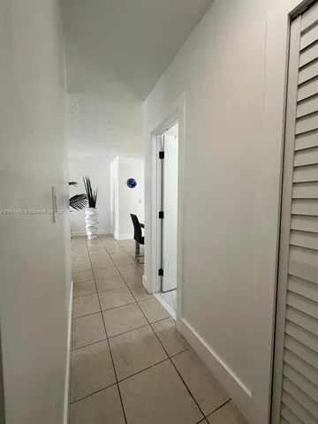 a view of empty room