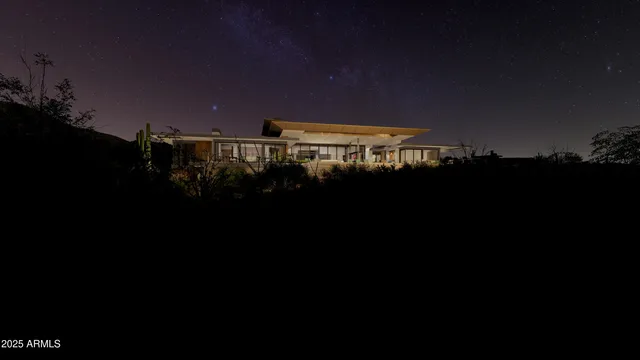 a view of parking area