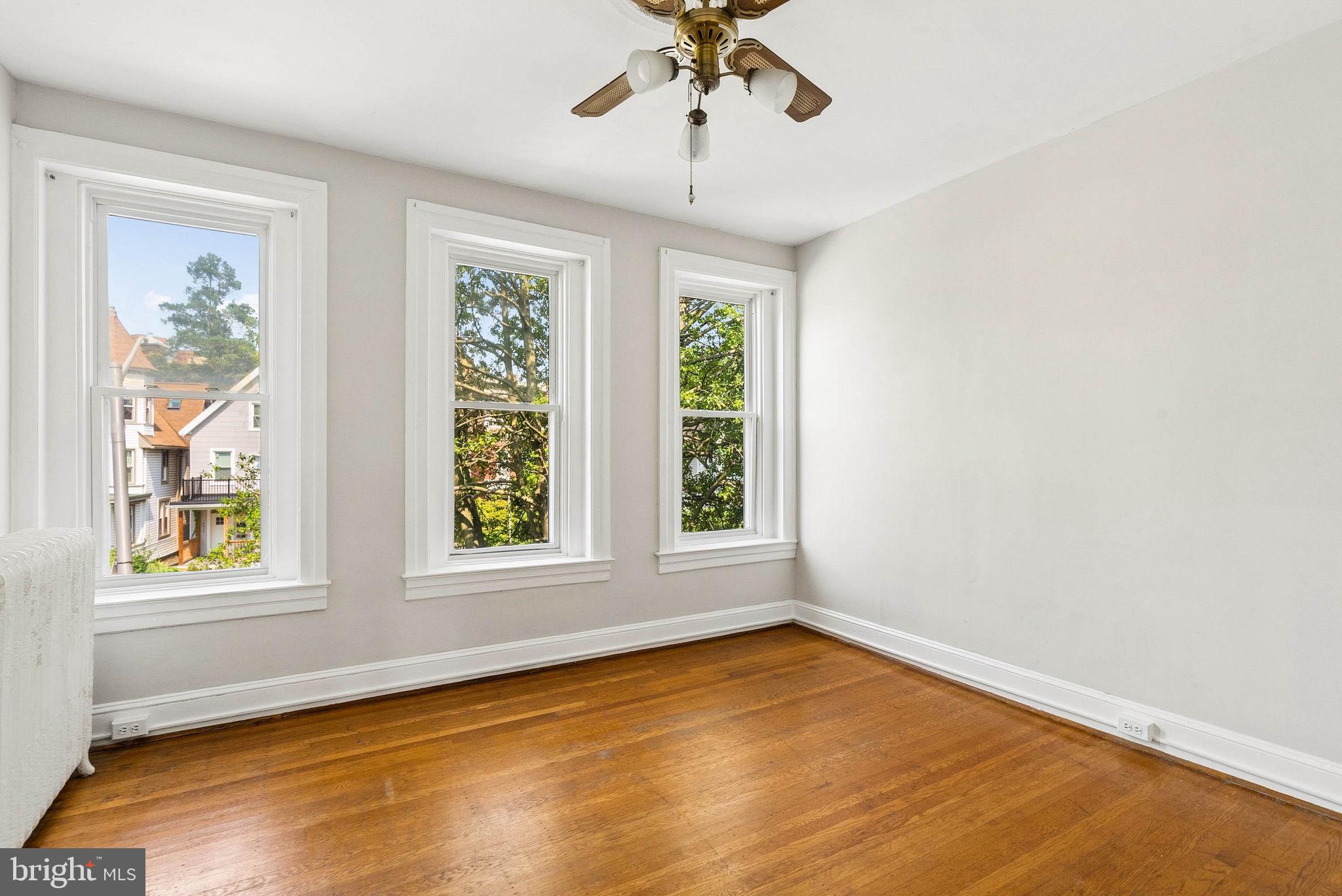 4018 Roland Avenue Baltimore, MD 21211 - Photo 29 of 42