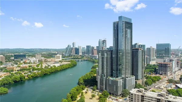 $3,395 | 44 East Avenue, Unit 2011, Austin, TX 78701