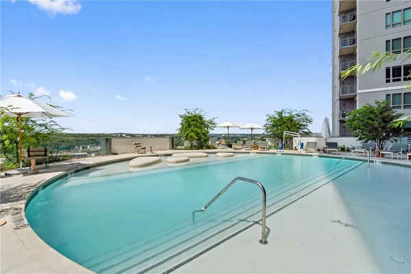 $3,395 | 44 East Avenue, Unit 2011, Austin, TX 78701