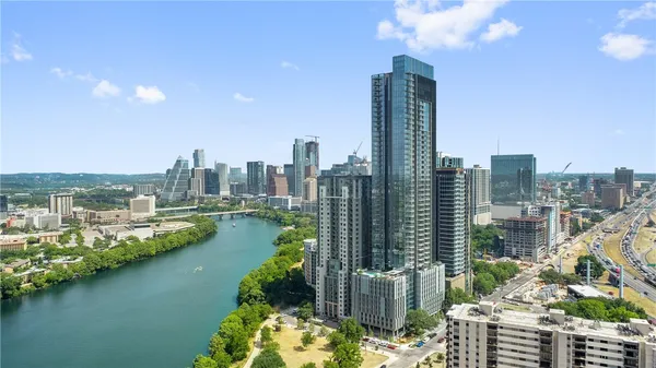 $3,395 | 44 East Avenue, Unit 2011, Austin, TX 78701