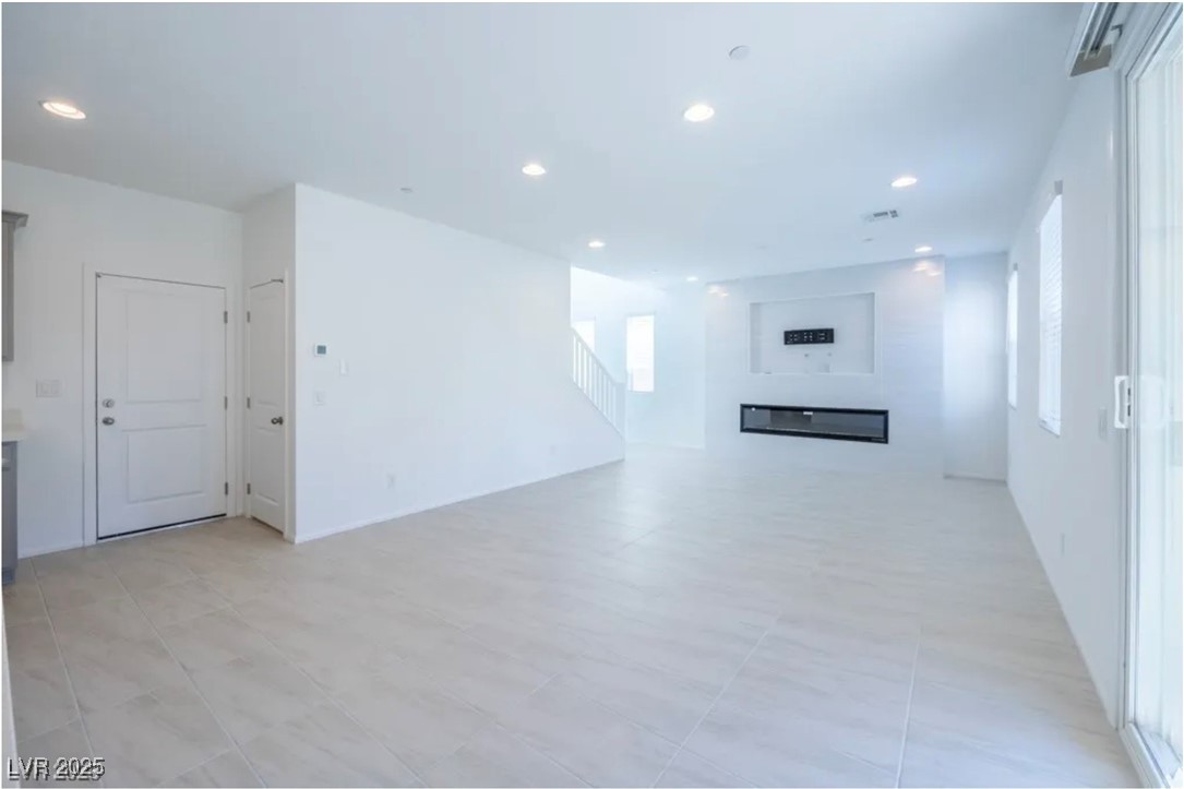 10407 Sadie Blake Avenue Las Vegas, NV 89166 - Photo 3 of 25