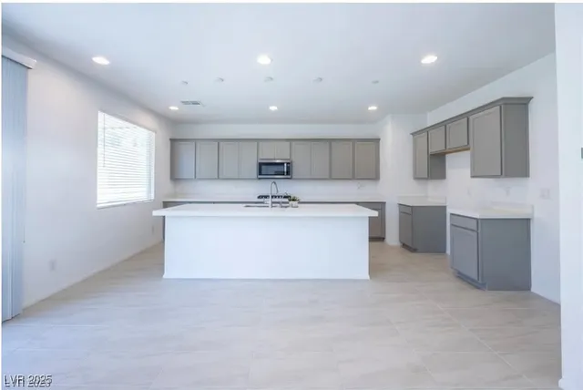 $2,900 | 10407 Sadie Blake Avenue, Las Vegas, NV 89166