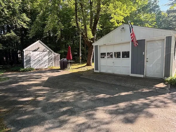 $449,900 | 9 Westbury Road, Meredith, NH 03253