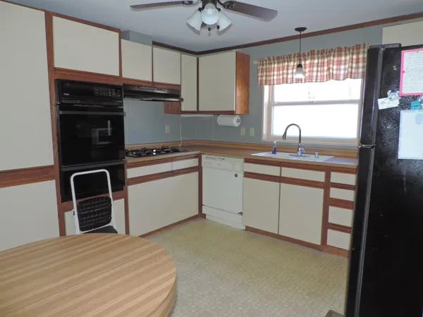 $449,900 | 9 Westbury Road, Meredith, NH 03253