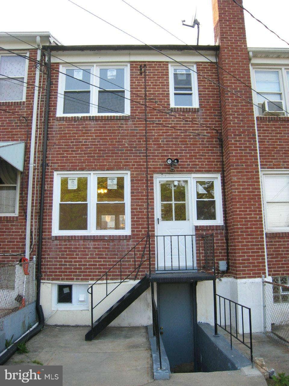 579 Welbrook Road Baltimore, MD 21221 - Photo 2 of 18 Exterior (Rear)