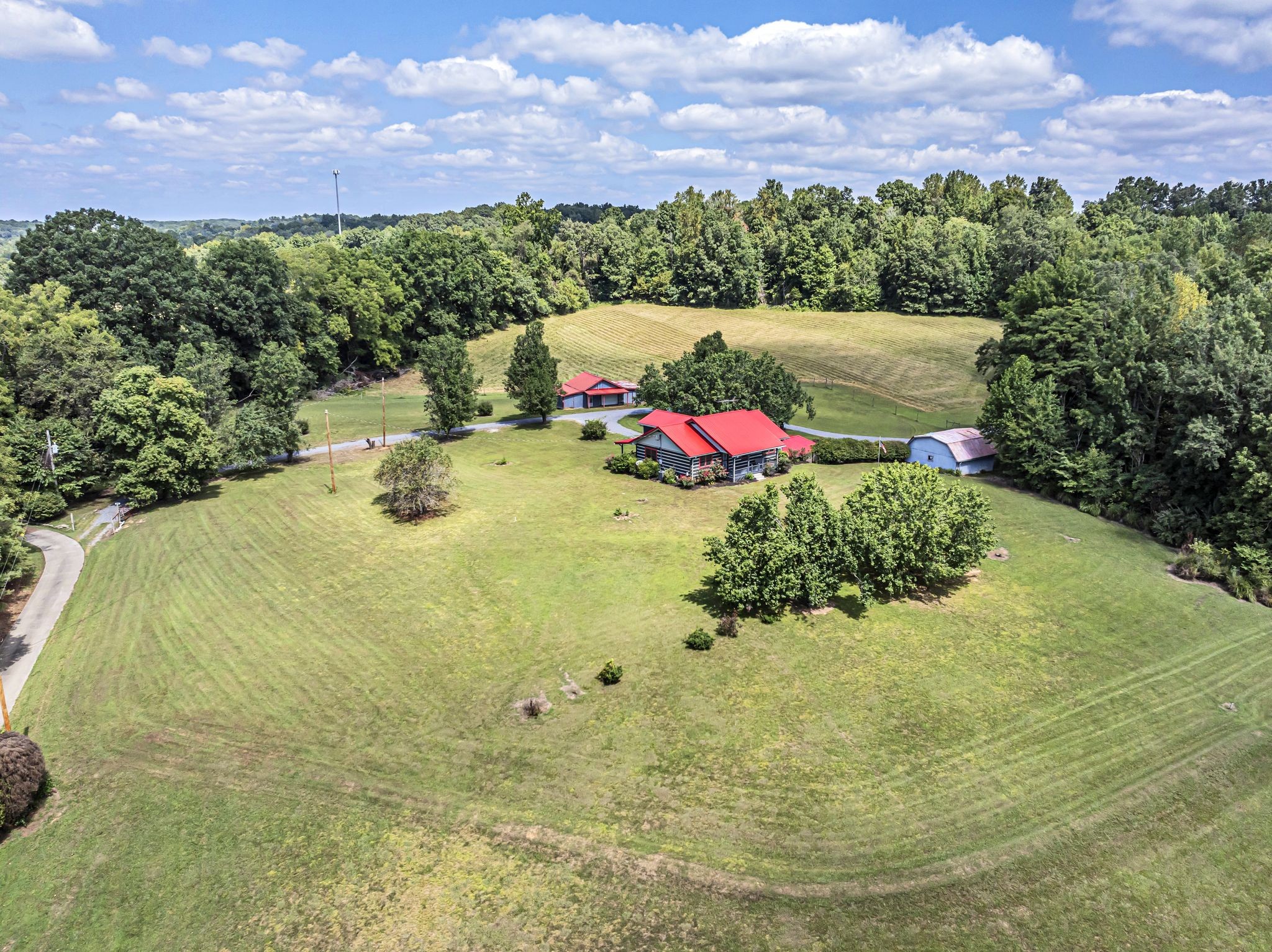 2580 Petty Road Charlotte, TN 37036 - Photo 1 of 32 Gallery Image 1
