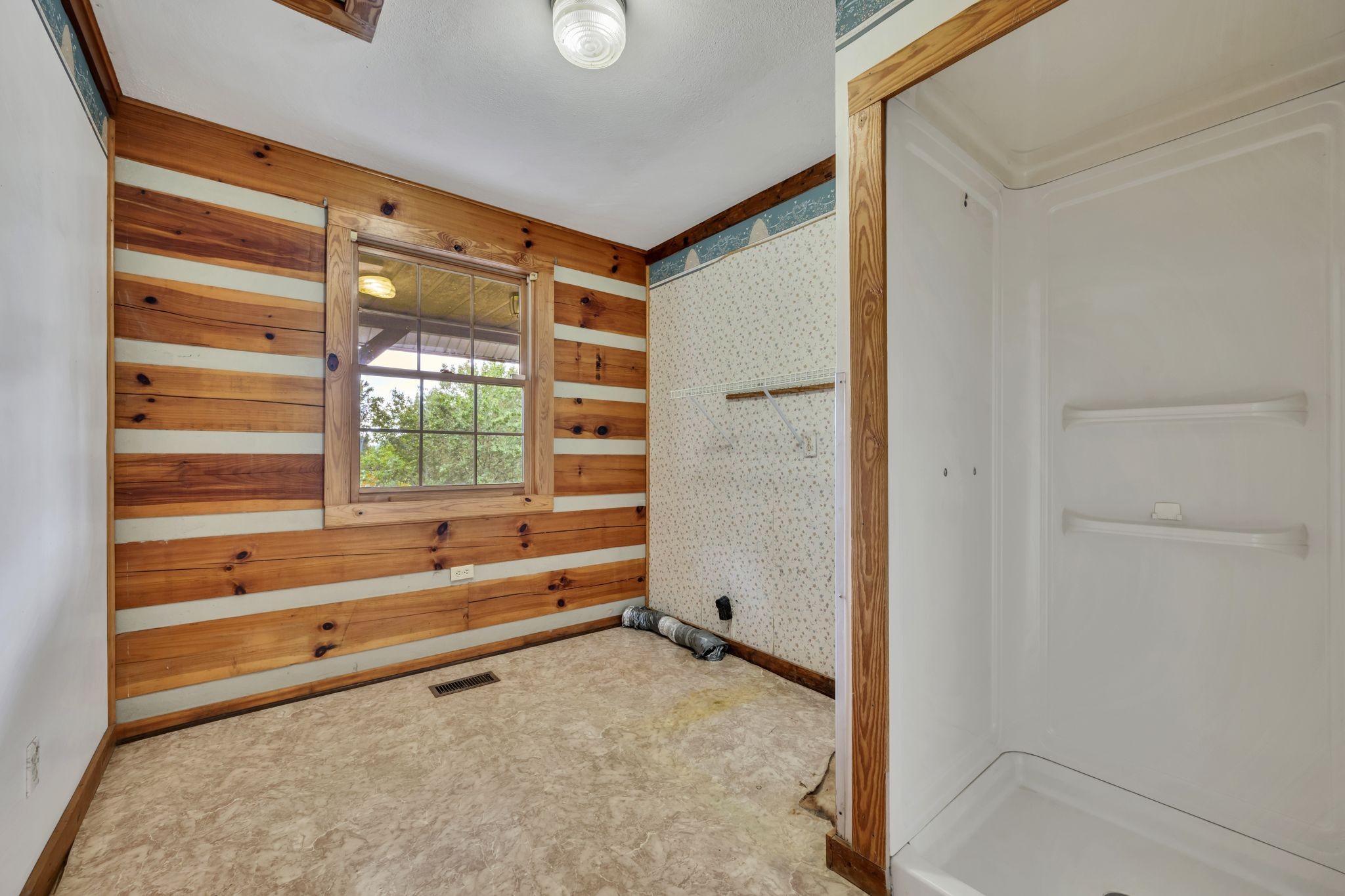 2580 Petty Road Charlotte, TN 37036 - Photo 18 of 32 Gallery Image 18