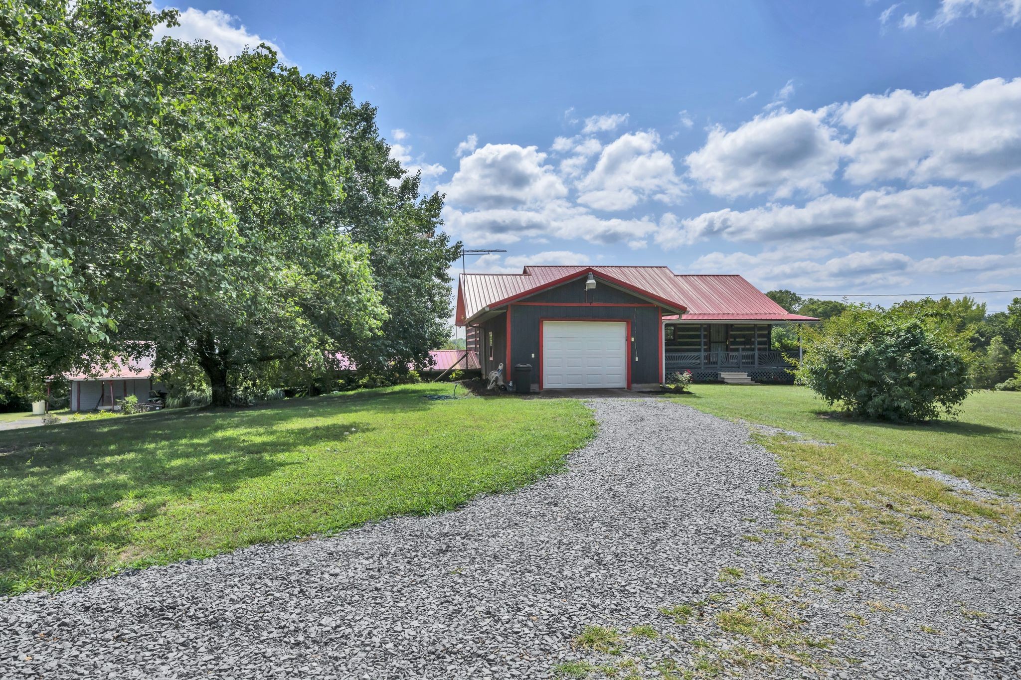 2580 Petty Road Charlotte, TN 37036 - Photo 26 of 32 Gallery Image 26