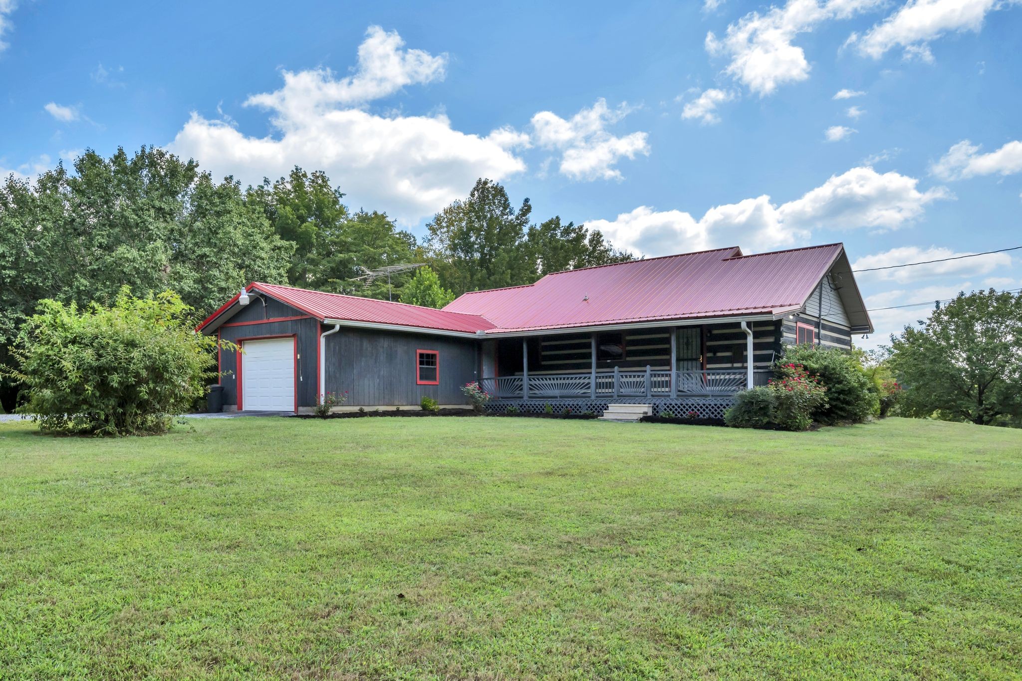 2580 Petty Road Charlotte, TN 37036 - Photo 28 of 32 Gallery Image 28