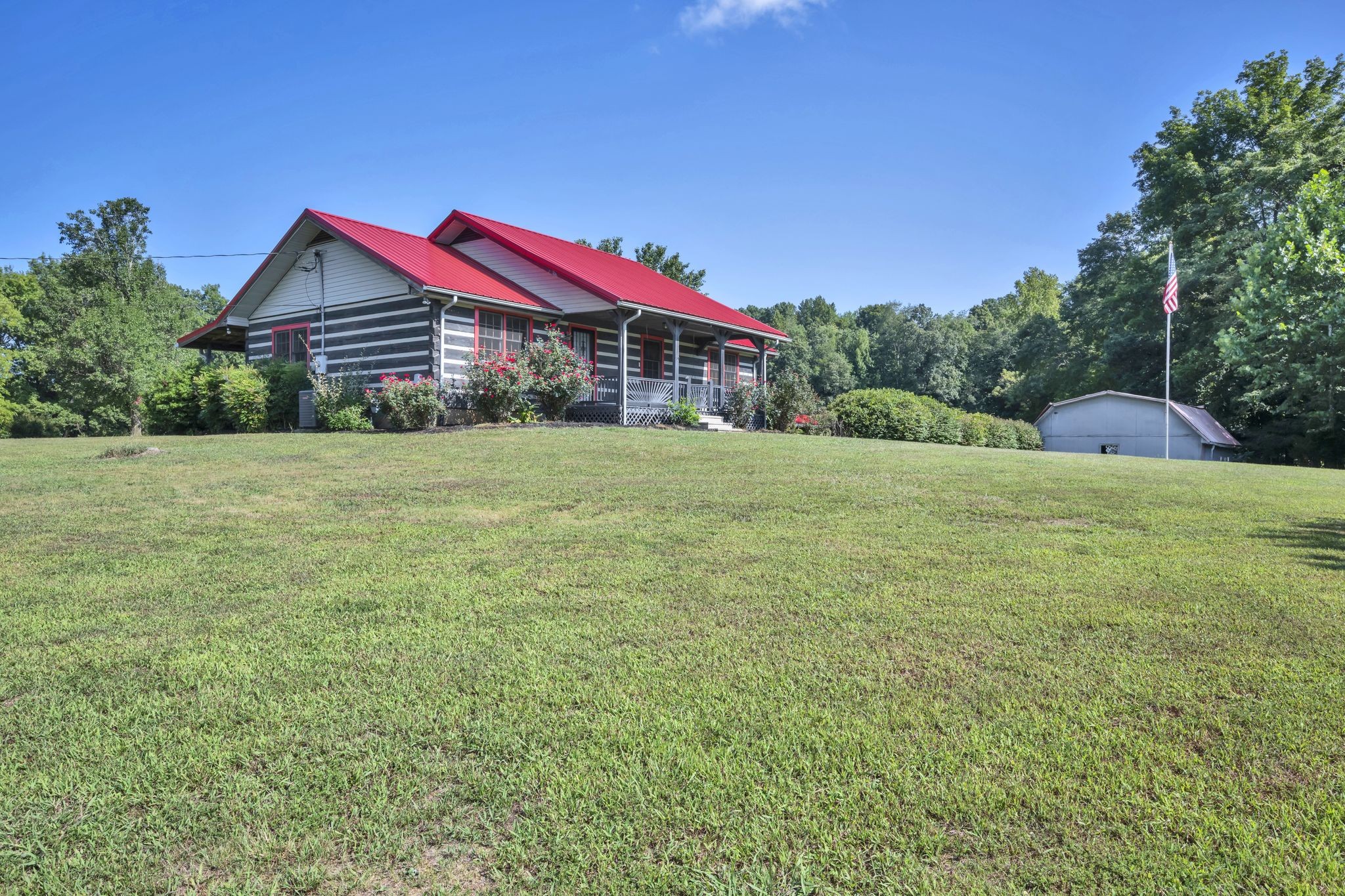2580 Petty Road Charlotte, TN 37036 - Photo 3 of 32 Gallery Image 3