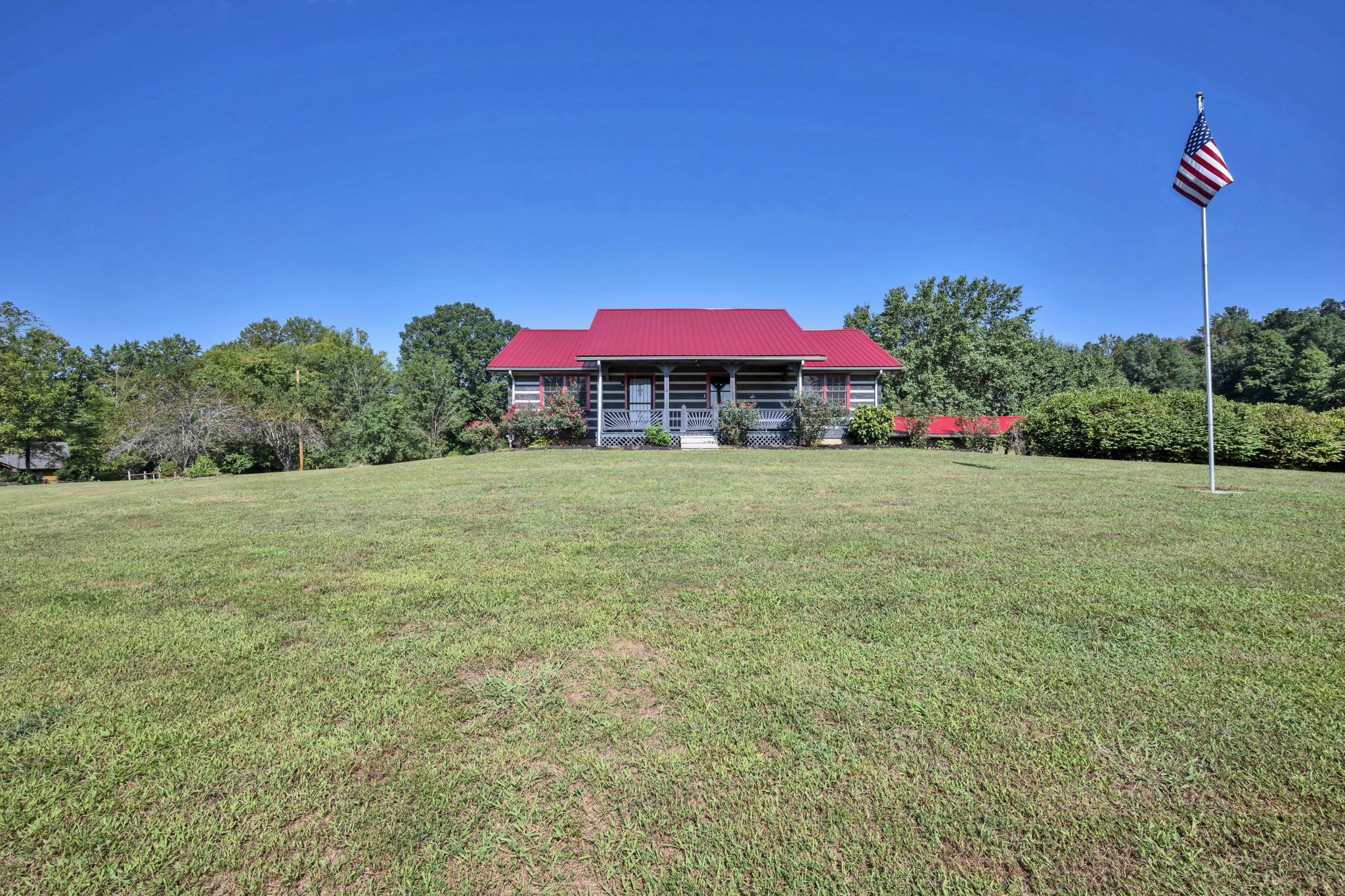 2580 Petty Road Charlotte, TN 37036 - Photo 4 of 32 Gallery Image 4