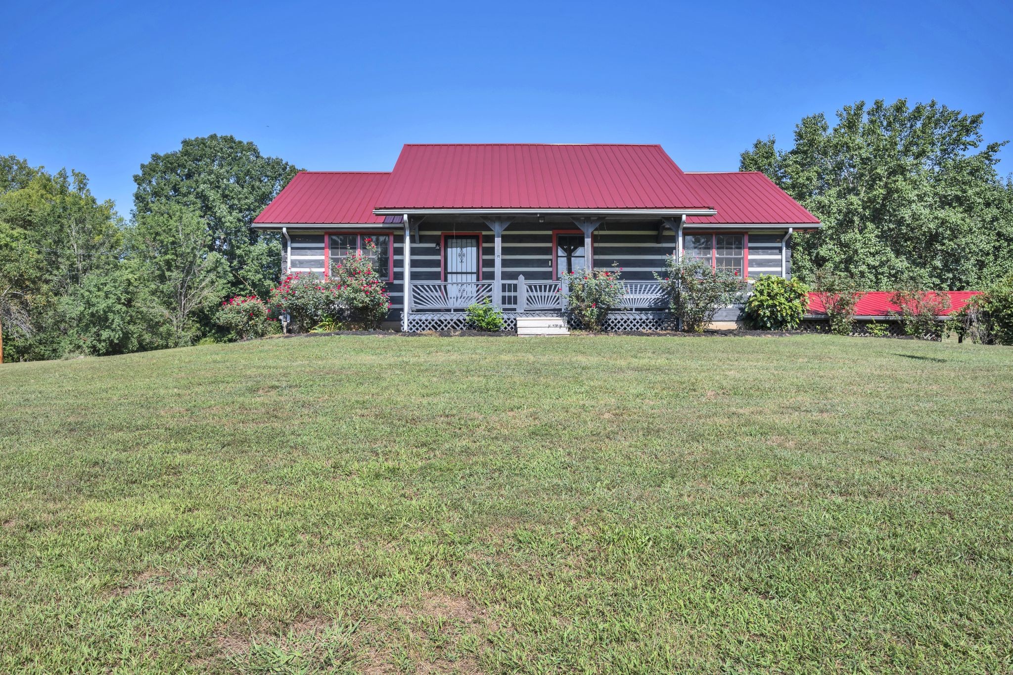 2580 Petty Road Charlotte, TN 37036 - Photo 5 of 32 Gallery Image 5