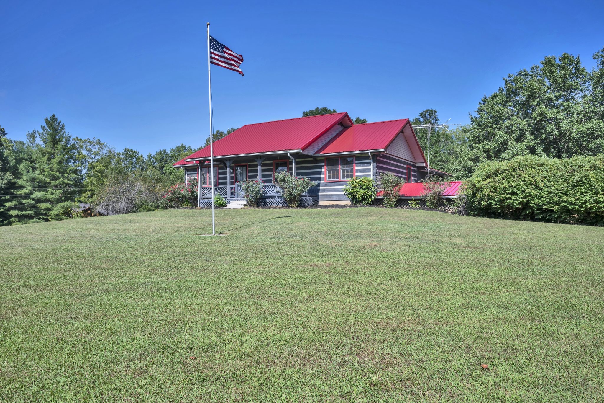 2580 Petty Road Charlotte, TN 37036 - Photo 6 of 32 Gallery Image 6