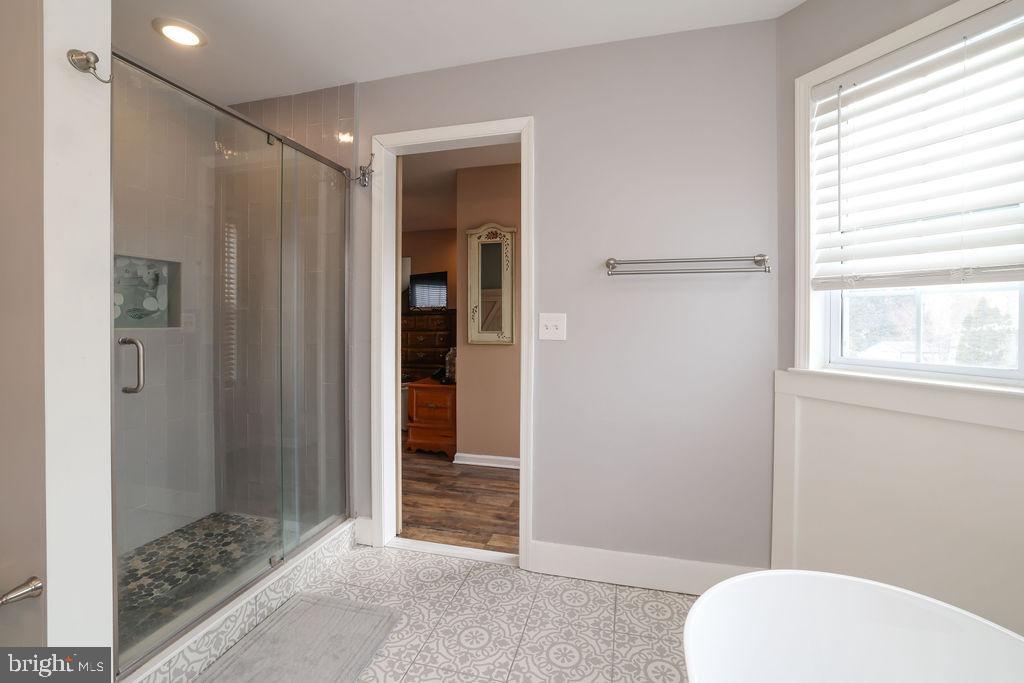337 Leeward Road Manahawkin, NJ 08050 - Photo 39 of 44 Gallery Image 39