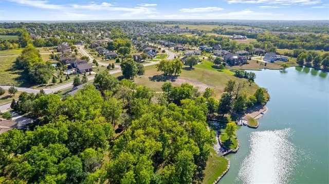 $1,395,000 | 10700 Northeast 106th Terrace, Kansas City, MO 64157