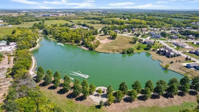 $1,395,000 | 10700 Northeast 106th Terrace, Kansas City, MO 64157