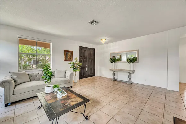 $6,500 | 1551 Blue Jay Circle, Weston, FL 33327