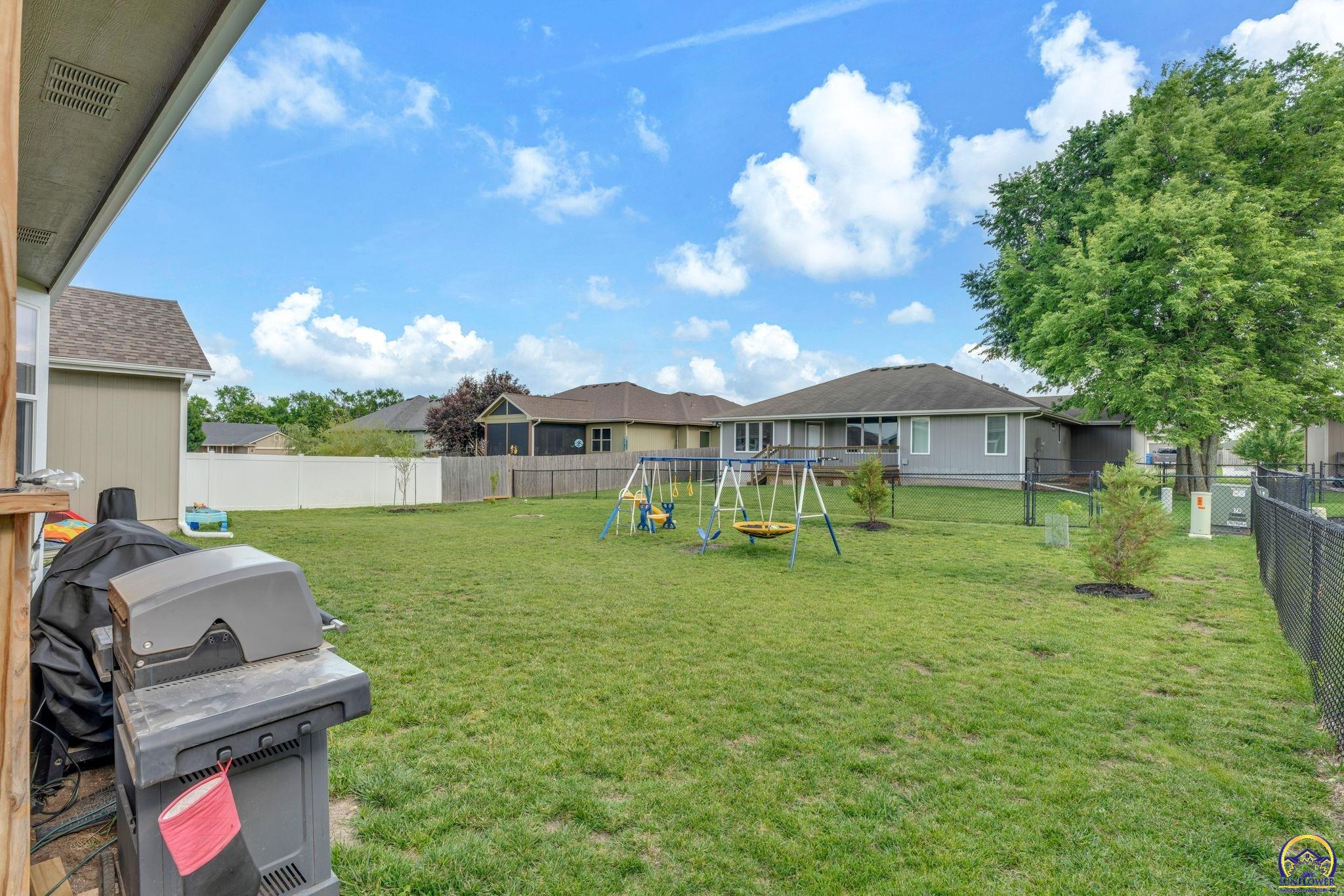3319 Southwest 44th Street Topeka, KS 66610 - Photo 40 of 54