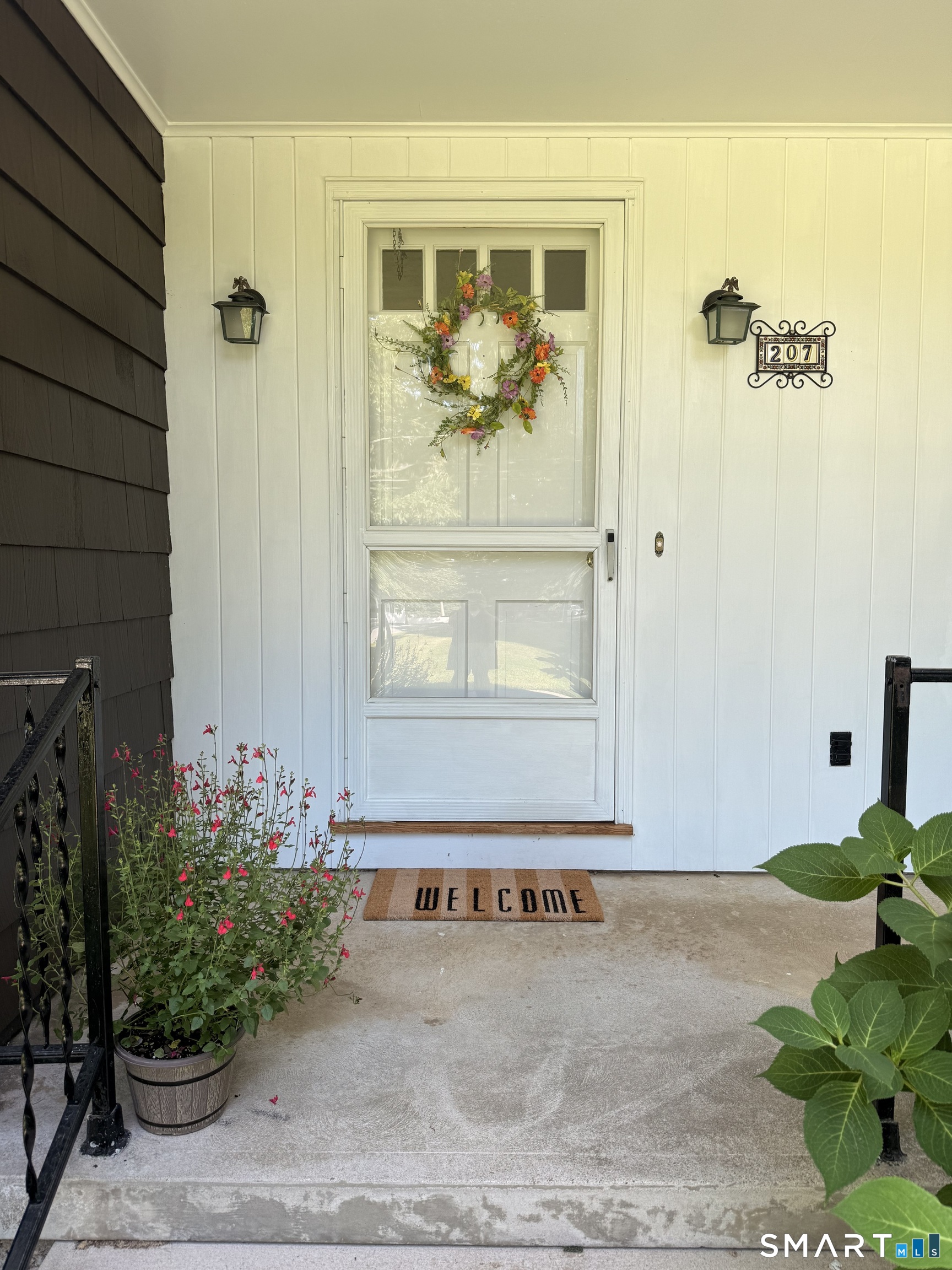 207 School House Road Old Saybrook, CT 06475 - Photo 4 of 31