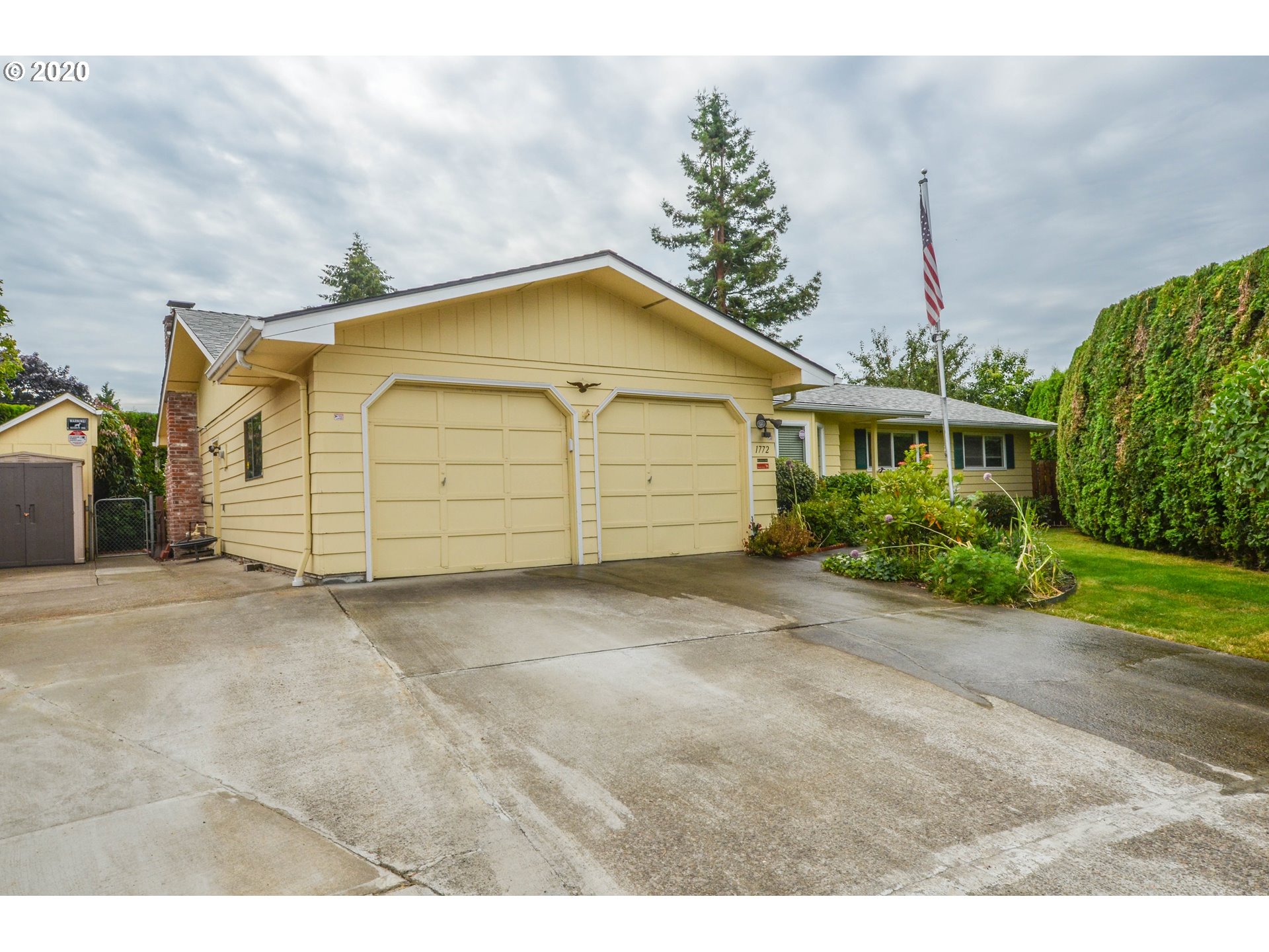 1772 Talawa Court Northeast Keizer, OR 97303 - Photo 2 of 29 Gallery Image 2