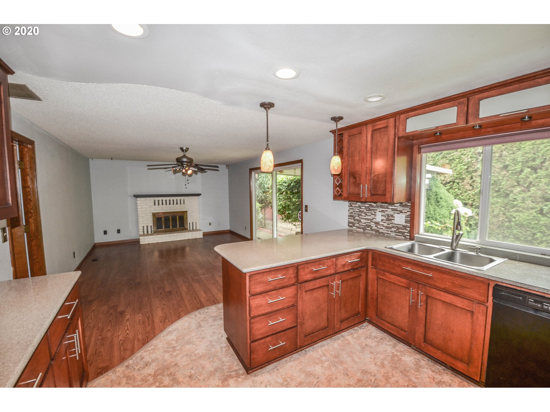 1772 Talawa Court Northeast Keizer, OR 97303 - Photo 11 of 29 Gallery Image 11