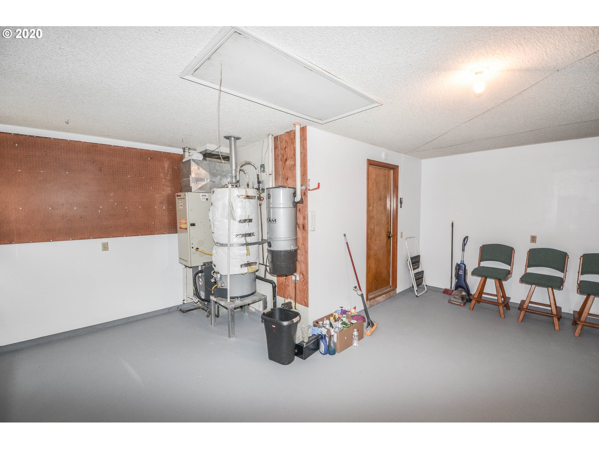 1772 Talawa Court Northeast Keizer, OR 97303 - Photo 26 of 29 Gallery Image 26