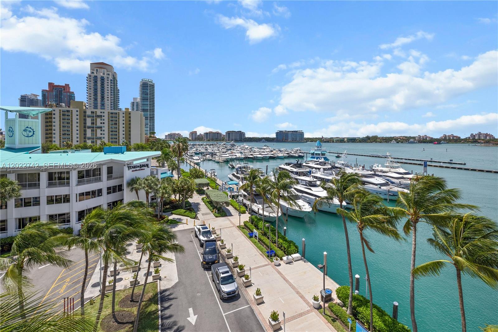 400 Alton Road, Unit 907 Miami Beach, FL 33139 - Photo 38 of 52