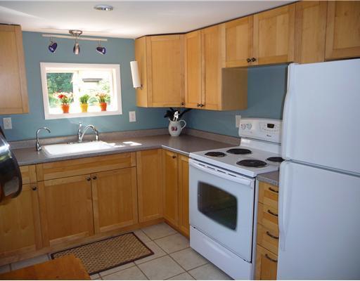 406 Bath Road Brunswick, ME 04011 - Photo 5 of 23 Kitchen.