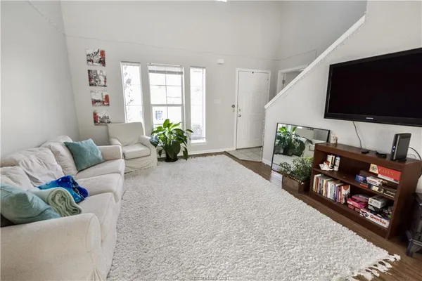 $2,250 | 2427 Pintail Loop, College Station, TX 77845