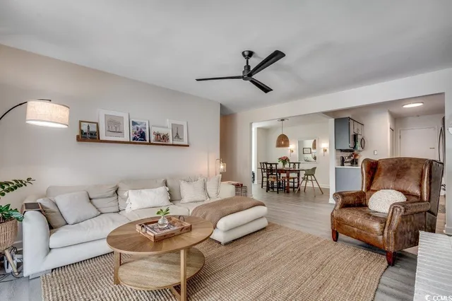 $589,000 | 5817 Sumter Drive, Myrtle Beach, SC 29577