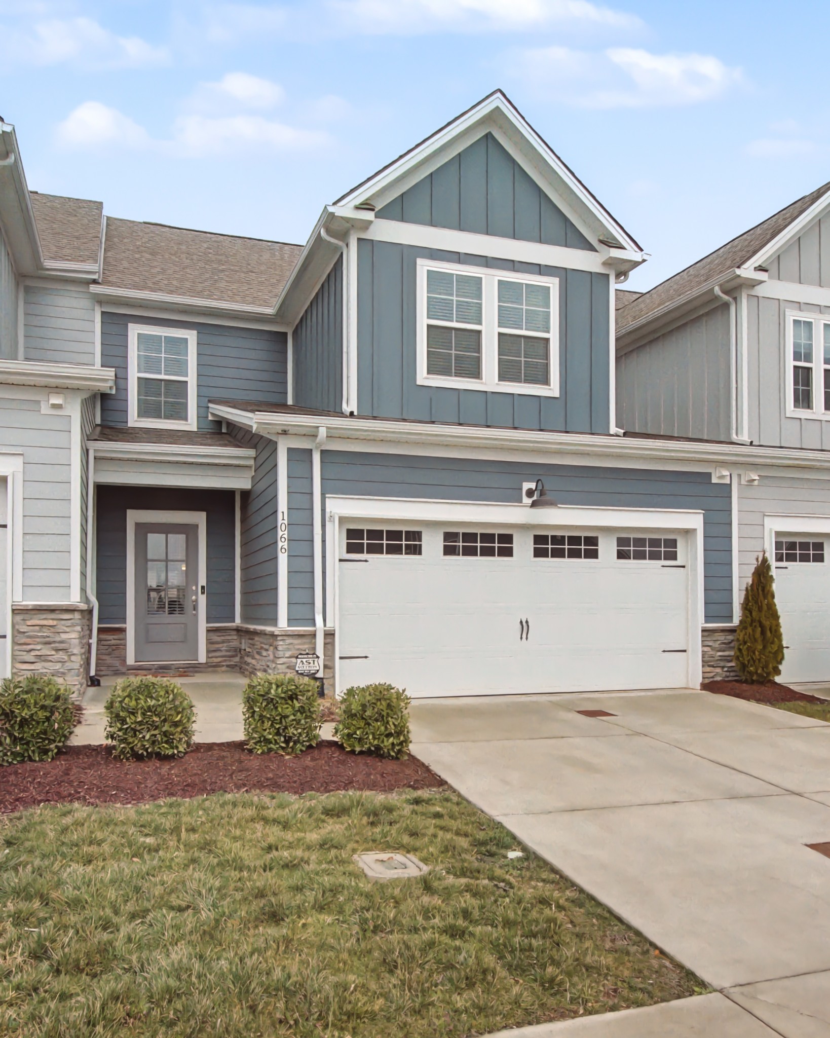 1066 June Wilde Ridge Spring Hill, TN 37174 - Photo 2 of 33 front view of a house with a yard