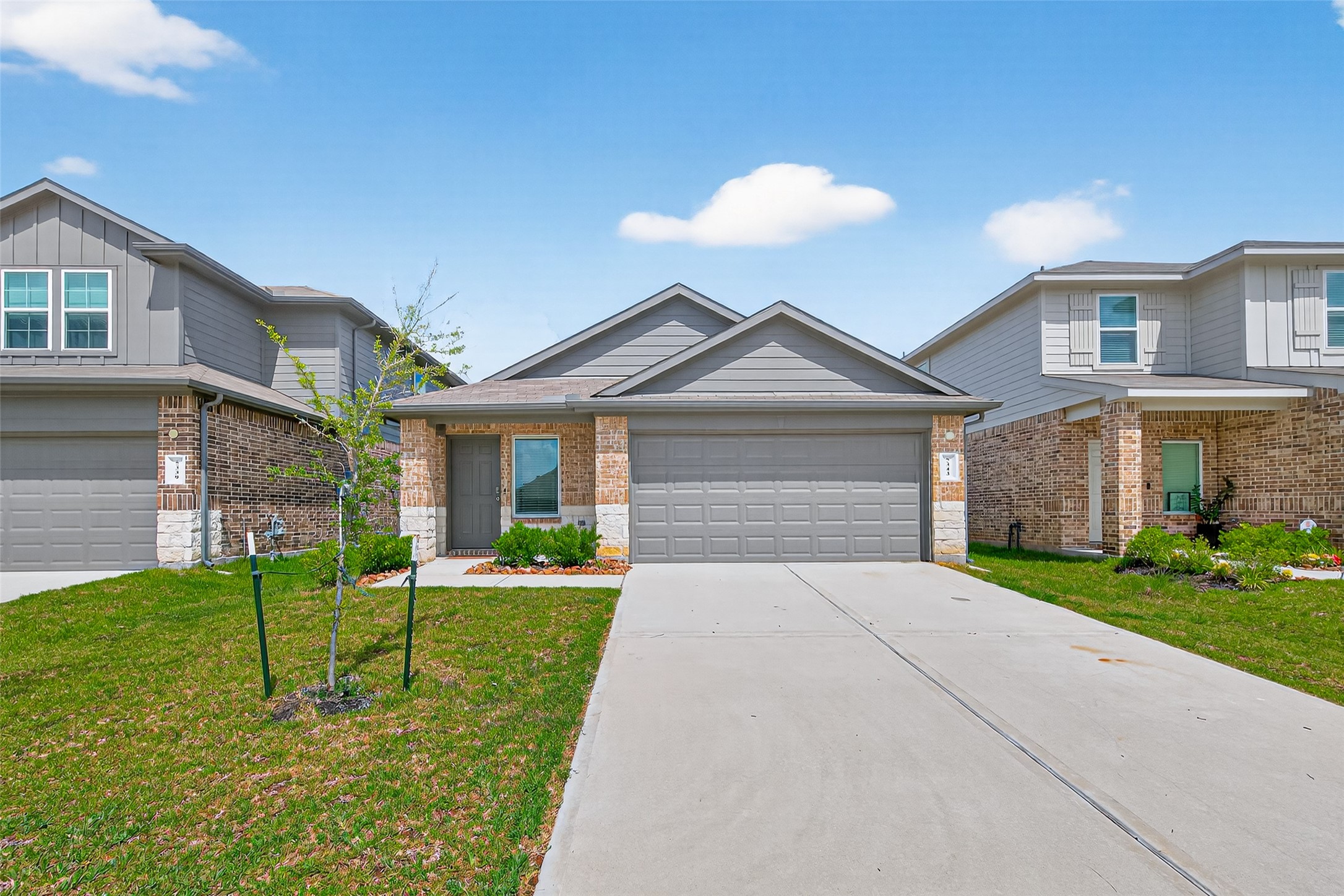 5343 Tuscany Hills Lane Spring, TX 77373 - Photo 2 of 32 Energy efficient with double pane windows and radiant barrier