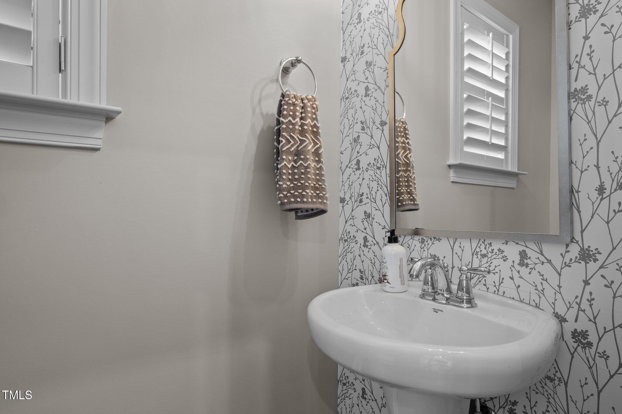 805 Historian Street Raleigh, NC 27603 - Photo 20 of 52 28-web-or-mls-P1027623
