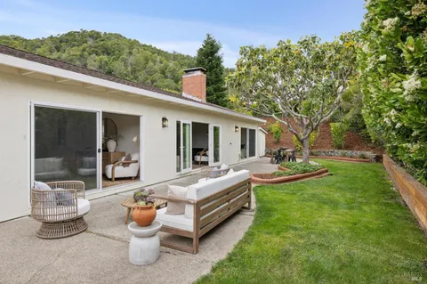 $1,695,000 | 14 Laurelwood Court, San Rafael, CA 94901