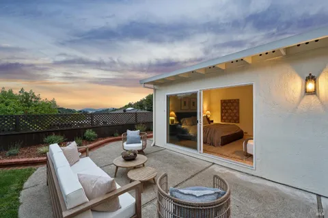 $1,695,000 | 14 Laurelwood Court, San Rafael, CA 94901