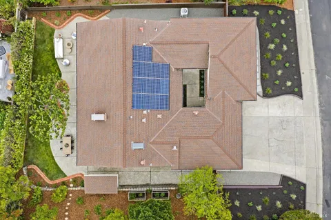 $1,695,000 | 14 Laurelwood Court, San Rafael, CA 94901