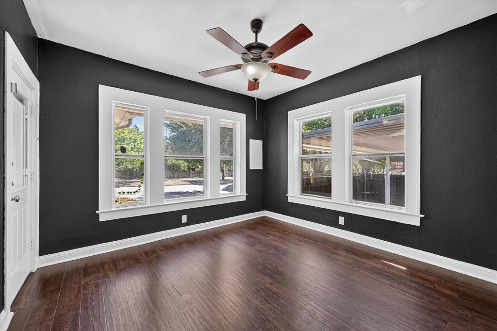 2217 Dalrock Road Rowlett, TX 75088 - Photo 7 of 11 Gallery Image 7
