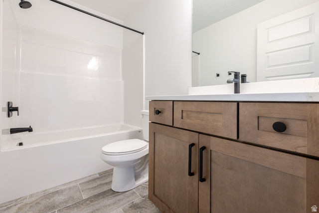 4809 Olive Avenue, Unit 417 Mapleton, UT 84664 - Photo 13 of 18 Bathroom with vanity and tub / shower combination