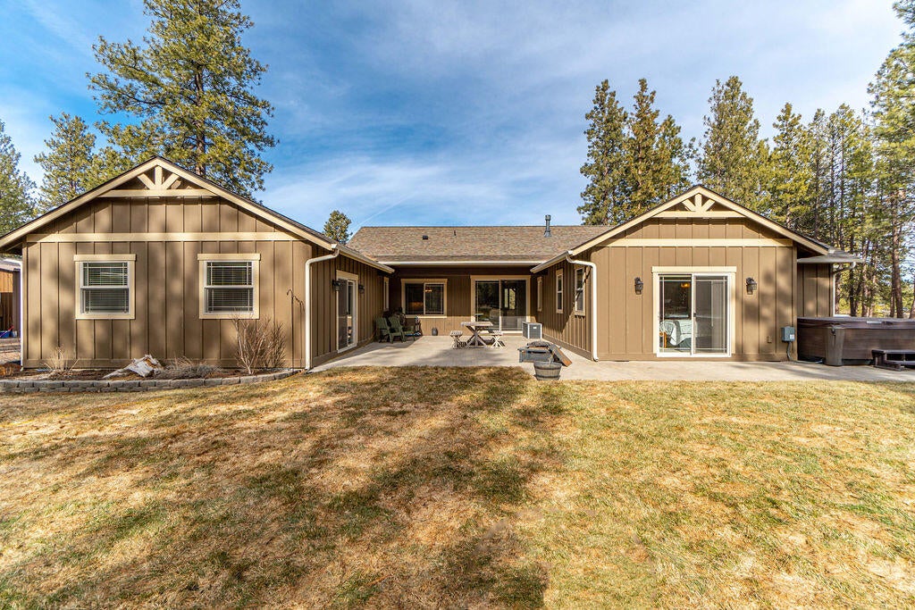 19435 Calico Road Bend, OR 97702 - Photo 39 of 73 RileyVisualsa-31