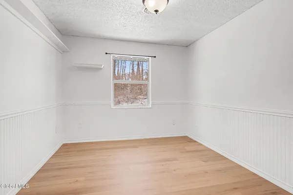 $1,800 | 25 A Pine Lane, Unit 6, Albany, NY 12203