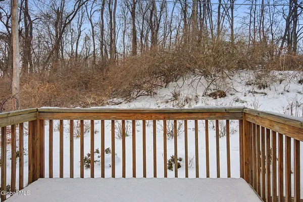 $1,800 | 25 A Pine Lane, Unit 6, Albany, NY 12203